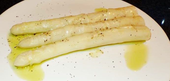 szparagi z parmezanem