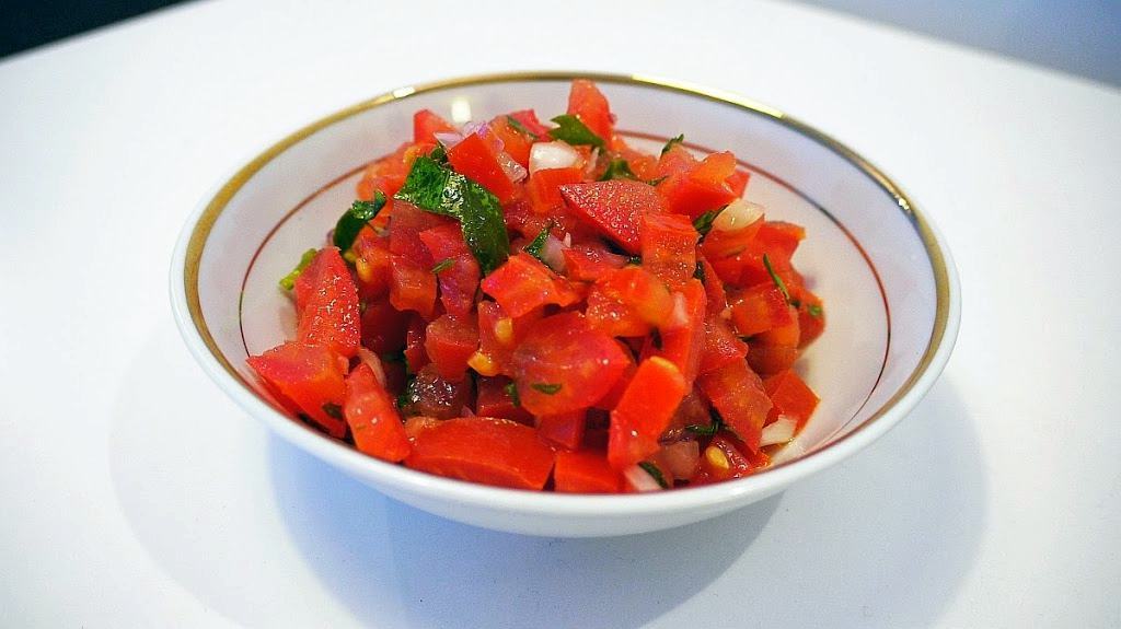 Sos salsa ze świeżych pomidorów