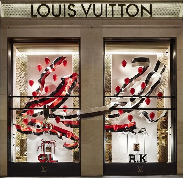 Louis Vuitton traci na wartości