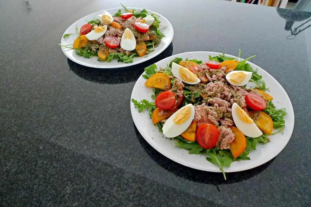 Sałata z tuńczykiem