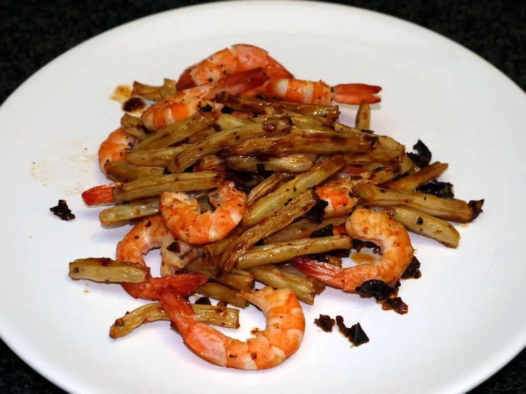 Krewetki z fasolką szparagową