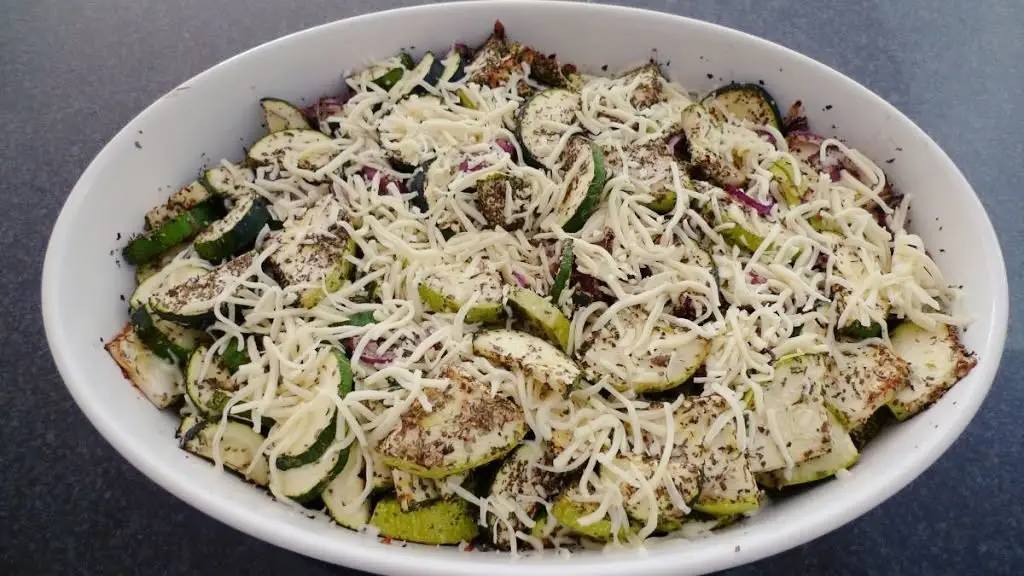 zdrowa zapiekanka z cukinii