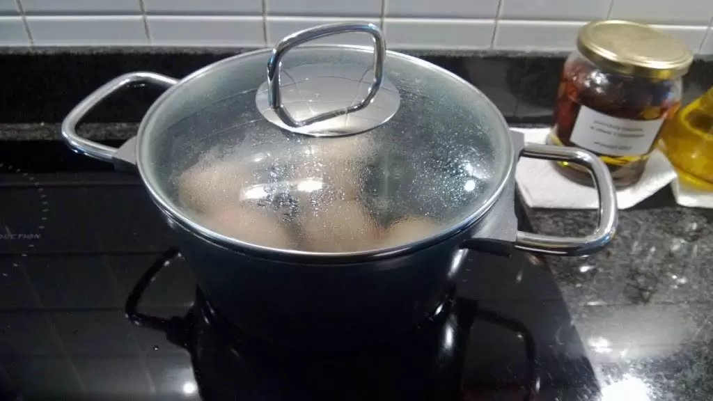 jak ugotowac jajka na twardo