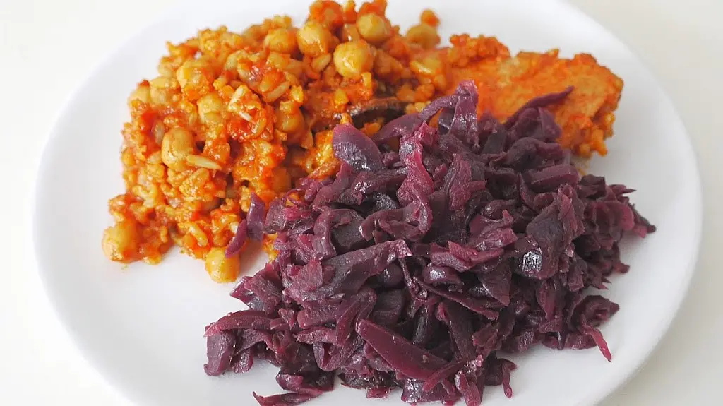 Co brać do pracy: ryż z cieciorką i kapusta