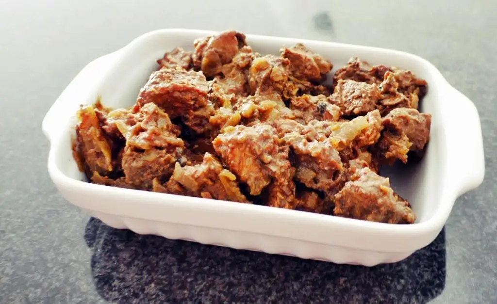 Duszona wołowina z wolnowaru