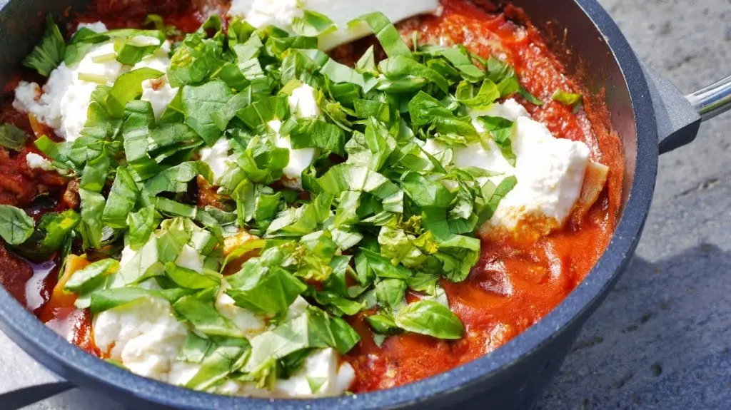 Proste lasagne bez pieczenia