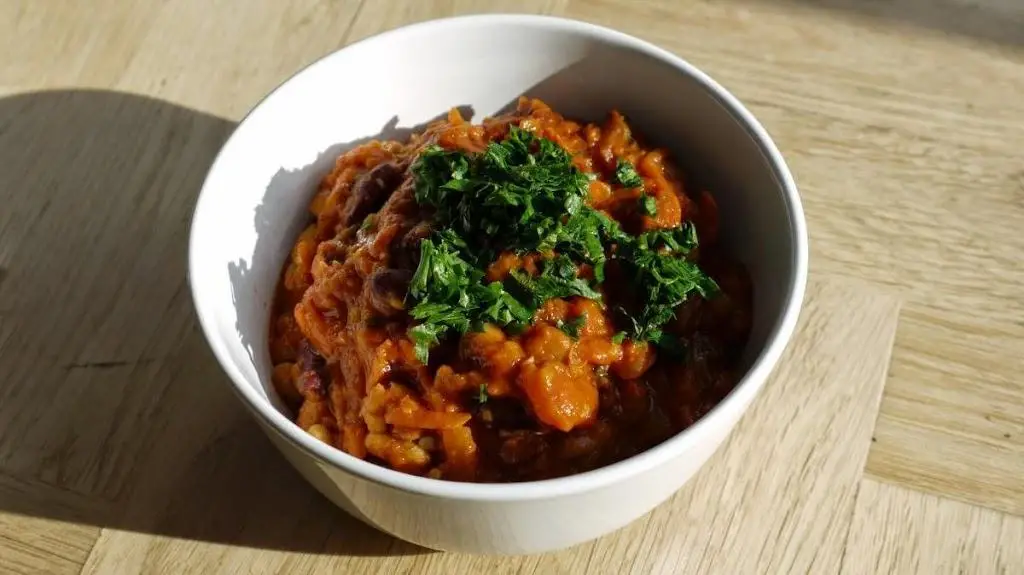 Wegańskie chili (chili sin carne)