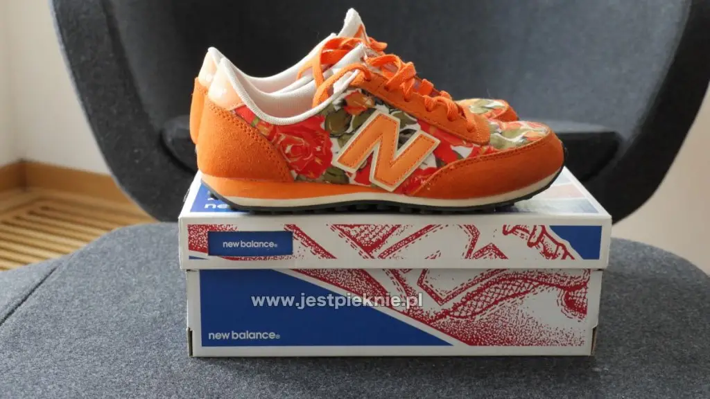 jak rozpoznac podrobki new balance karton2