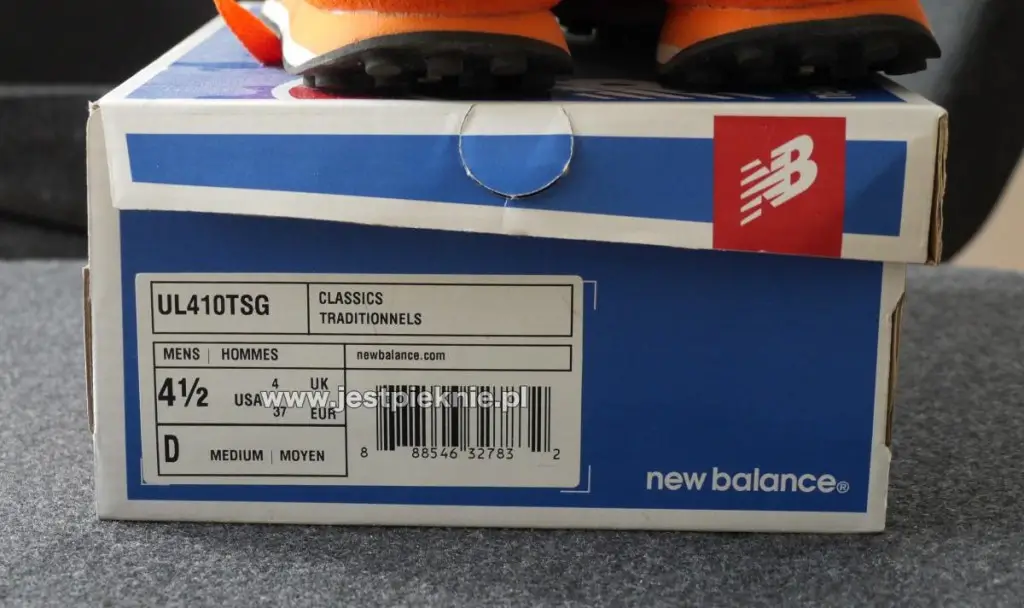 jak rozpoznac podrobki new balance naklejka