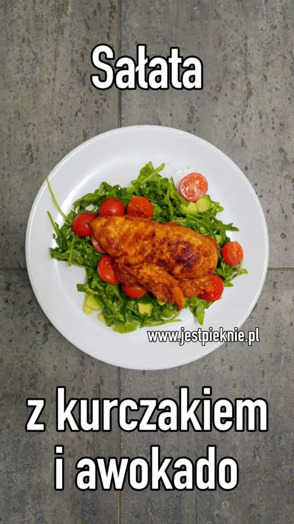 salata z kurczakiem i awokado