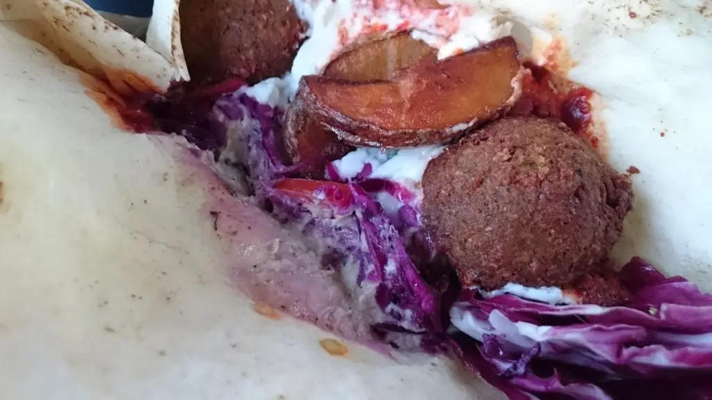 co jesc na nocnym markecie tel aviv