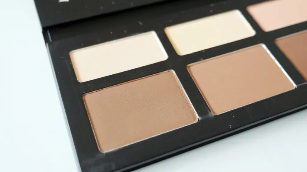 jak rozpoznac podrobke kat von d 10 fake