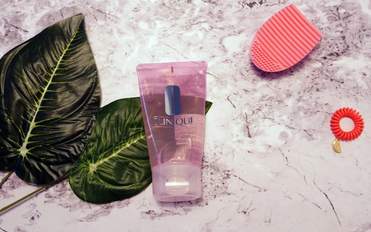 Clinique 2-in-1 Cleansing Micellar Gel + Light Makeup Remover: mój test