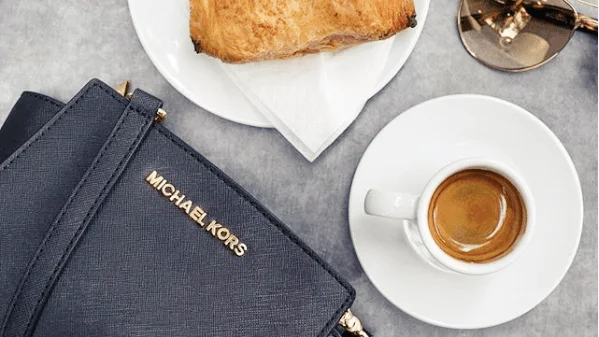 Jak rozpoznać podróbkę torebki Michael Kors Selma 2018