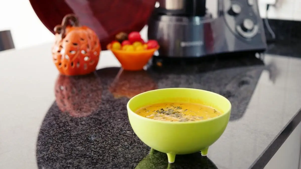 Zupa orzechowa (afrykańska)