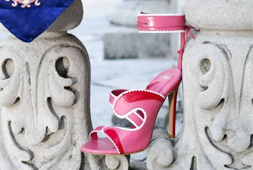 O co chodzi z torebkami Valentino za 300 zł?