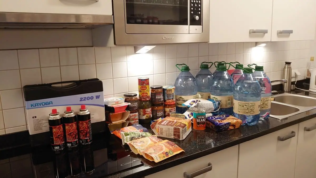 Zapasy żywności – co warto mieć w domu?