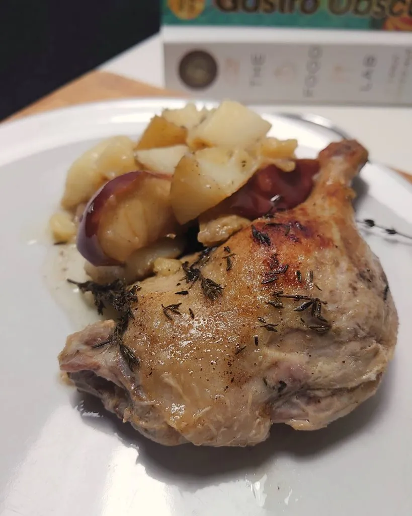 kaczka pieczona z ziemniakami