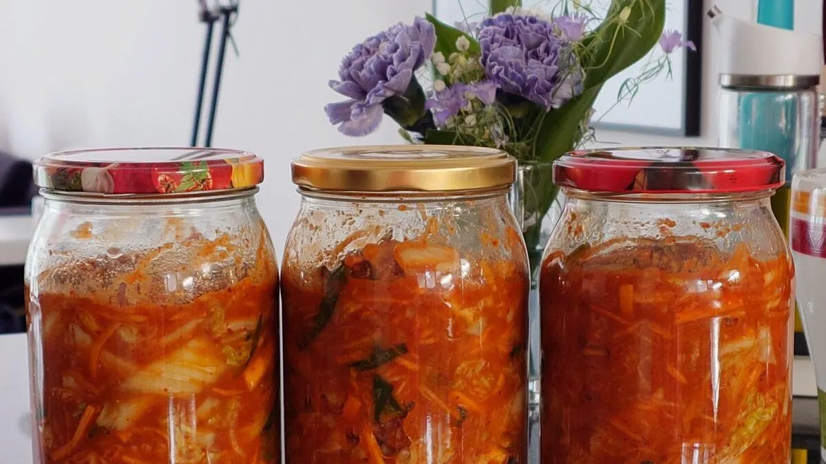 Domowe, proste kimchi z kapusty pekińskiej